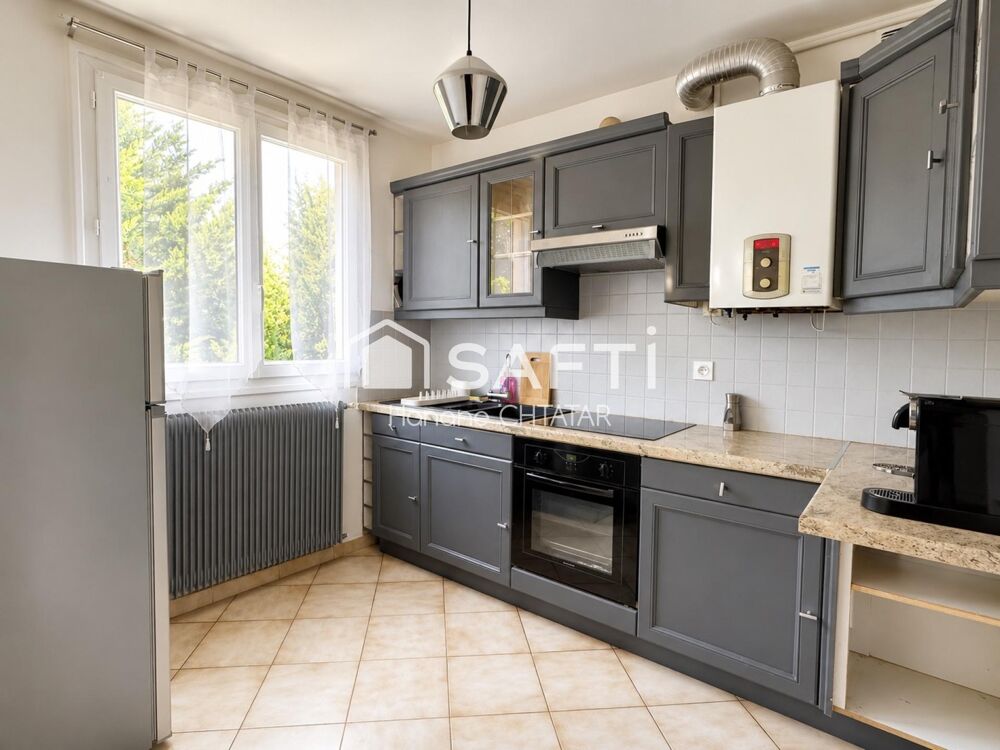 Location Appartement Charmant T3 meublé de 72 m² dans une résidence calme et arborée Gagny