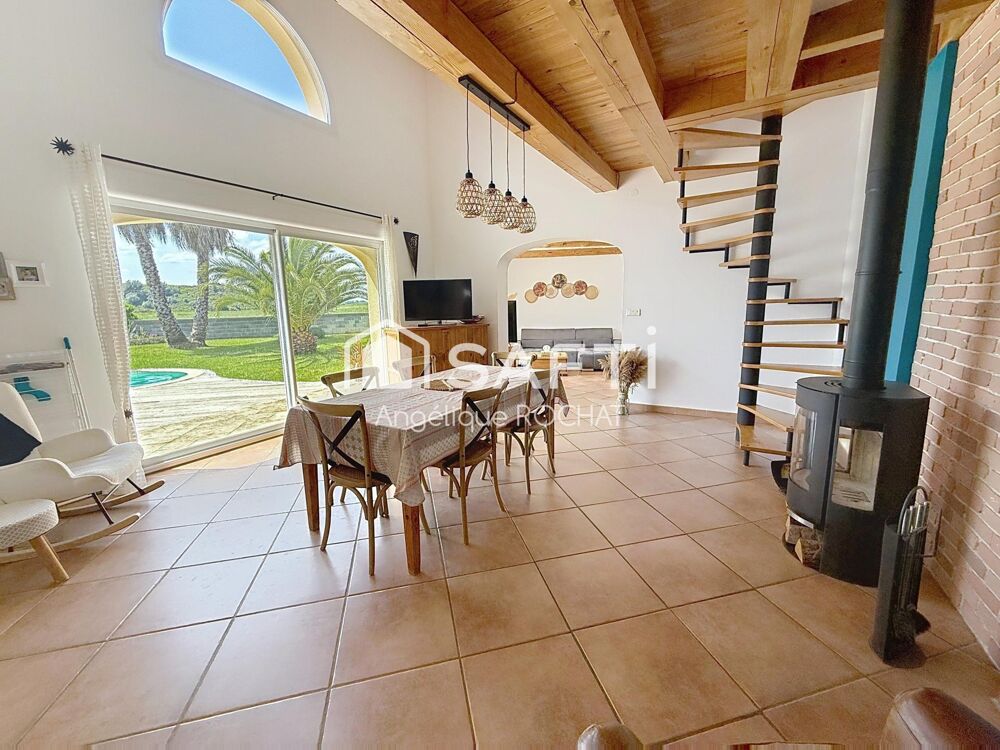 Vente Maison Nouveauté chez SAFTI Magnifique  Languedocienne T5 piscine Garage sur un jardin idéale de 1050m2 Magalas