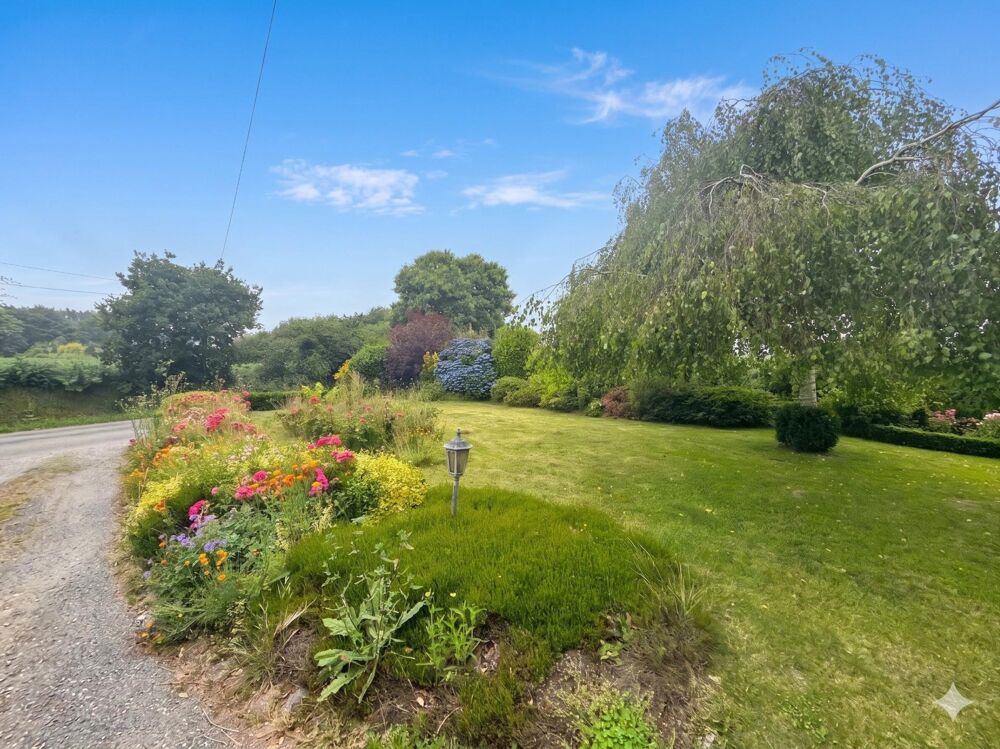 Vente Maison Maison familiale sur 3 900 m² de jardin bucolique – Fort potentiel d'aménagement à Plabennec Plabennec