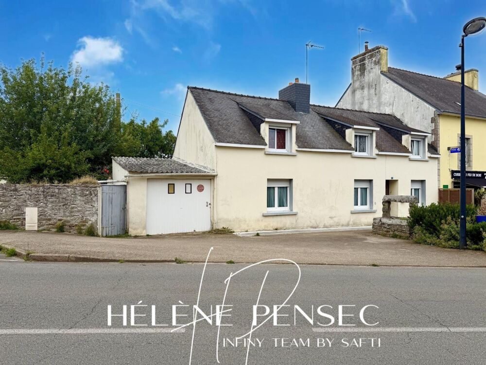 Maison d'habitation avec dépendance en pierre, atelier, sur 1 015 m² de terrain situé en zone constructible.