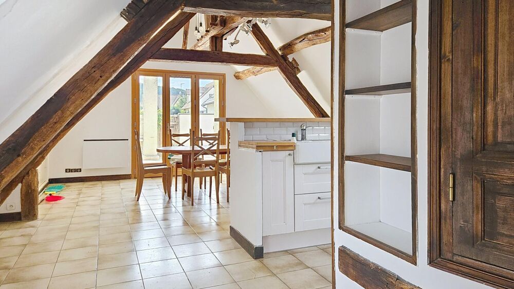 Appartement 2 pièces au dernier étage avec terrasse et parking