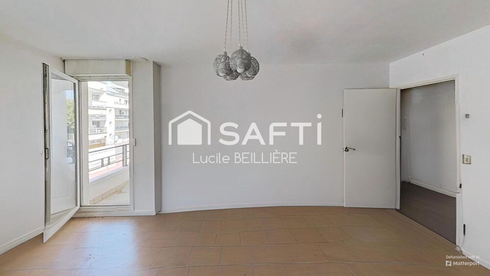 A Noisy- le Grand 93160 CHARMANT APPARTEMENT LUMINEUX T4, 74 m², 3 chambres avec un emplacement de parking privé