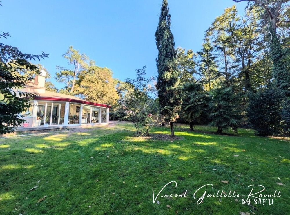 Maison 6 pièces 195 m² · à Sainte-Pazanne · 195 m² · 446 000 €