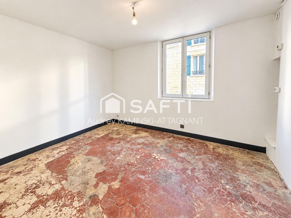 Vente Maison FLEURY À 2 KMS Fleury