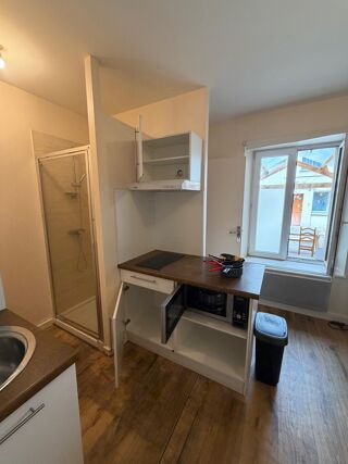  Appartement à louer 1 pièce 19 m²