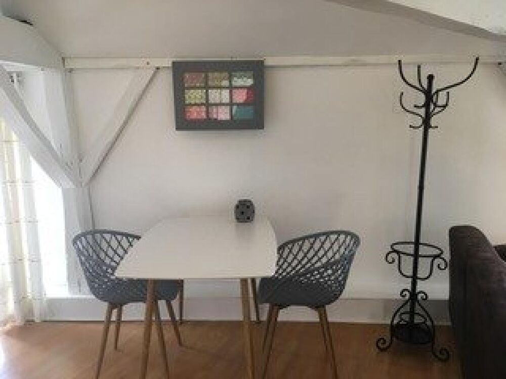 Vente Appartement CHOLET HYPERCENTRE – 35,77 M² DE CHARME SOUS LES POUTRES Cholet