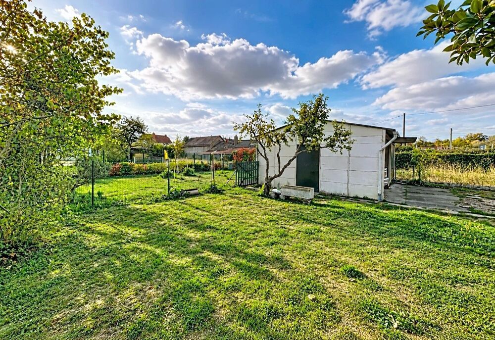 Grande maison lumineuse avec jardin et véranda