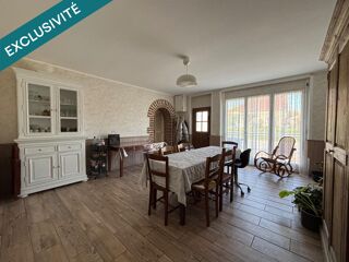  Maison à vendre 8 pièces 197 m²