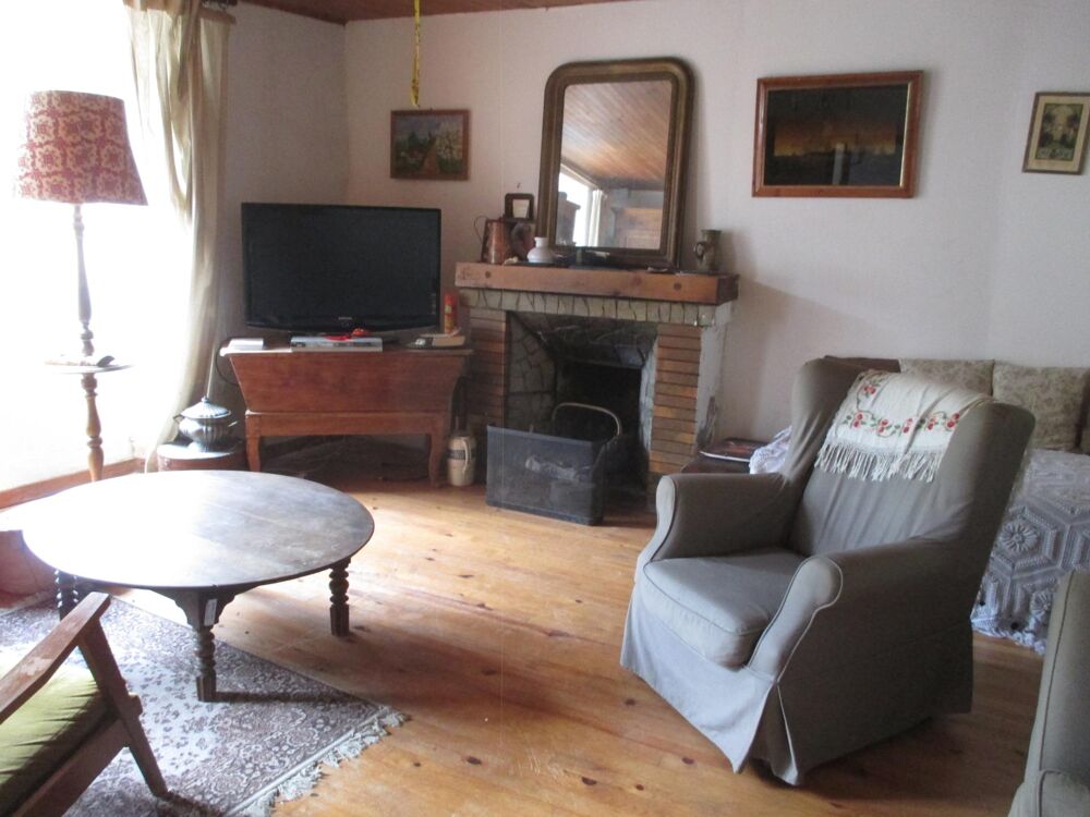 Grande maison en pierres