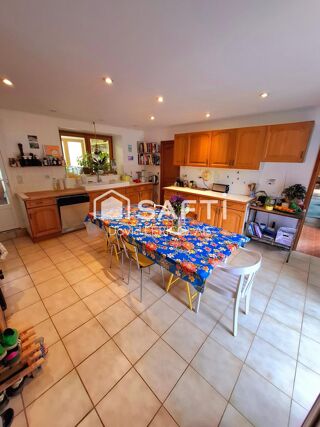  Maison � vendre 10 pi�ces 244 m�