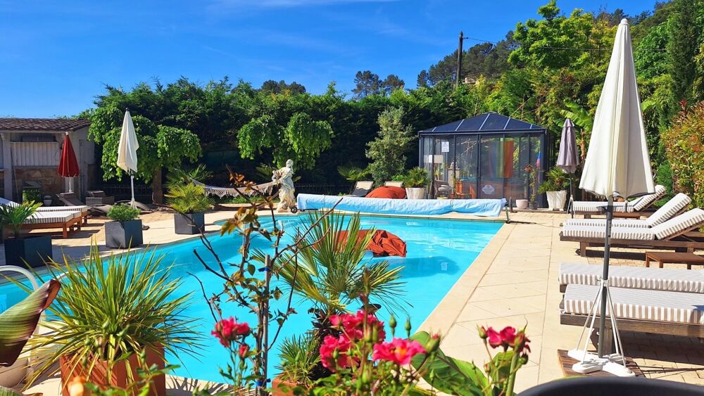 Vente Maison Authentique,bastide en pierres du XVIIIe siècle rénovée Taradeau