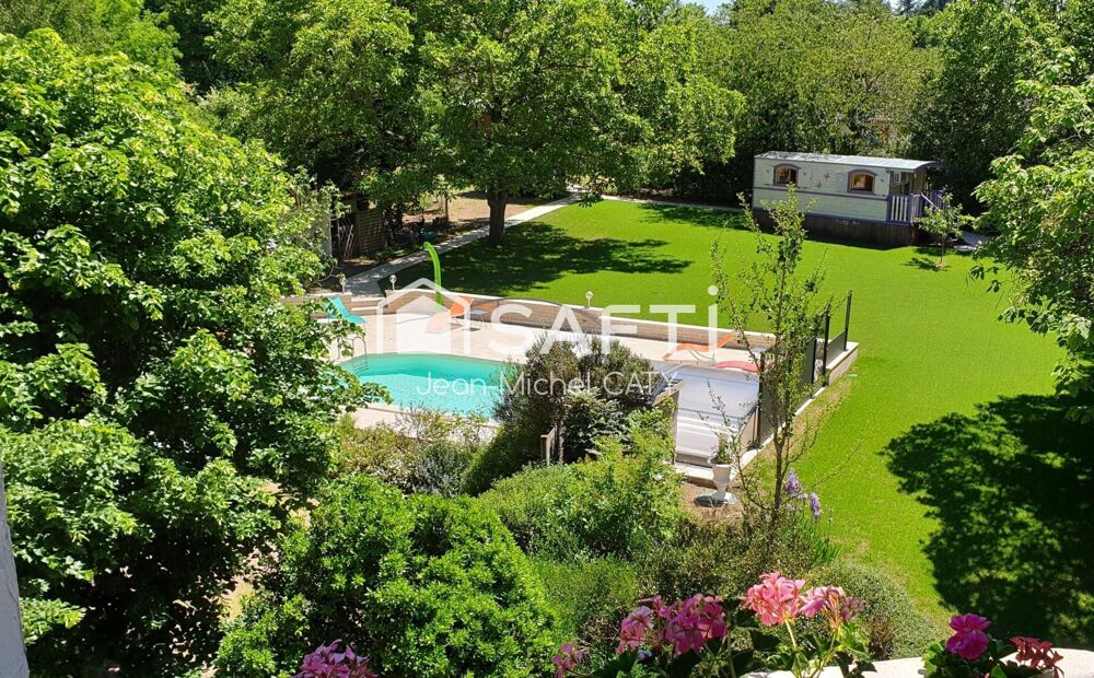 POUILLY SUR LOIRE, maison d'habitation de 270 m² sur 5796 m² de terrain.