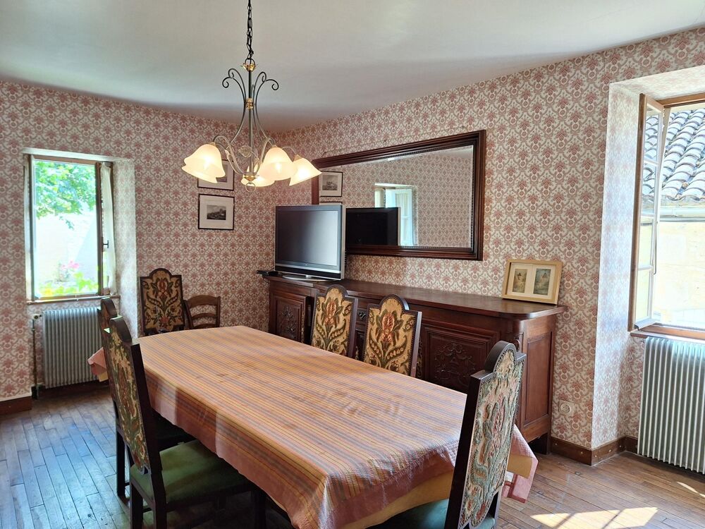 Vente Maison Élégante maison de village en pierre avec jardin, terrasse et dépendances – 120 m² Thedirac