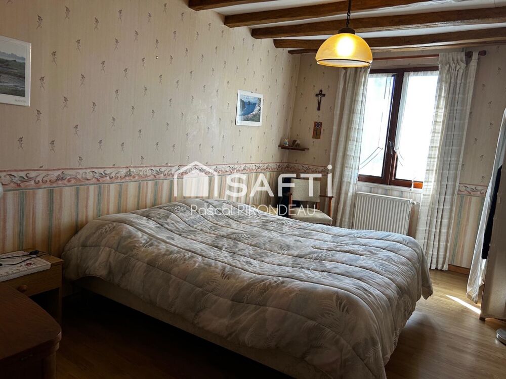 LONGÈRE DE 162M2 - CHOUZÉ SUR LOIRE