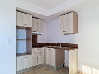 Vente Appartement Un appartement T3 neuf avec terrasse, parking et prestations modernes à Sérignan. Serignan