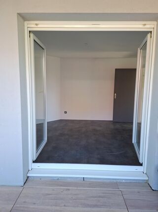 Vente Appartement 2 pièces de 46.89m2 avec cave, terrasses et garage Ensisheim