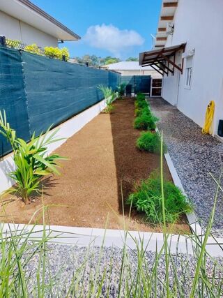  Maison � vendre 4 pi�ces 220 m�