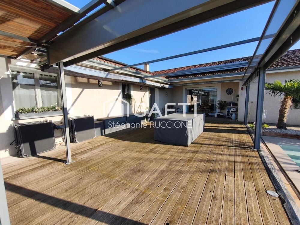 Vente Maison Villa contemporaine de plain-pied avec piscine et grand garage Marcilloles