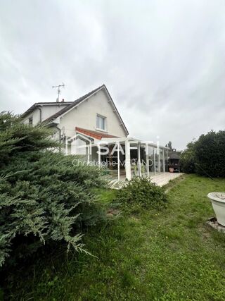  Maison à vendre 11 pièces 221 m²