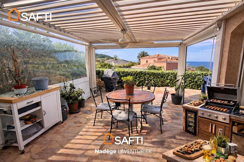 Maison 4 pièces de plain-pied avec vue mer  Cargèse