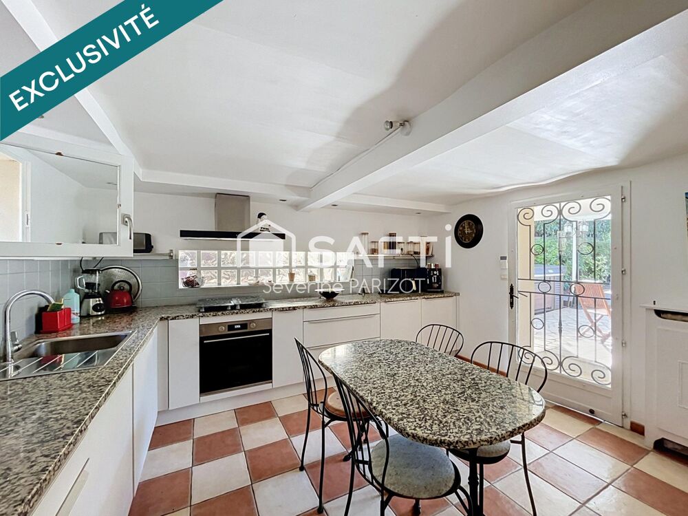 Vente Maison Maison familiale - 5 chambres - Beaux volumes - Jardin arboré Champigny-sur-marne