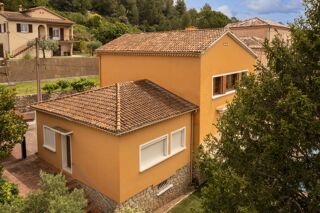  Maison  vendre 12 pices 208 m