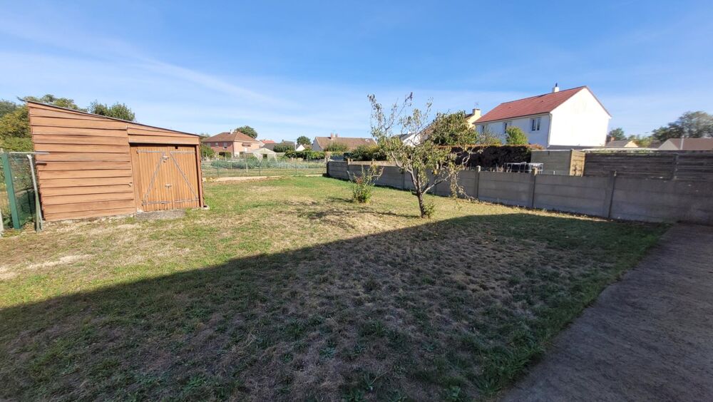 Maison 72m2 plein pied, 2 chambres, jardin 792m2, terrain constructible
