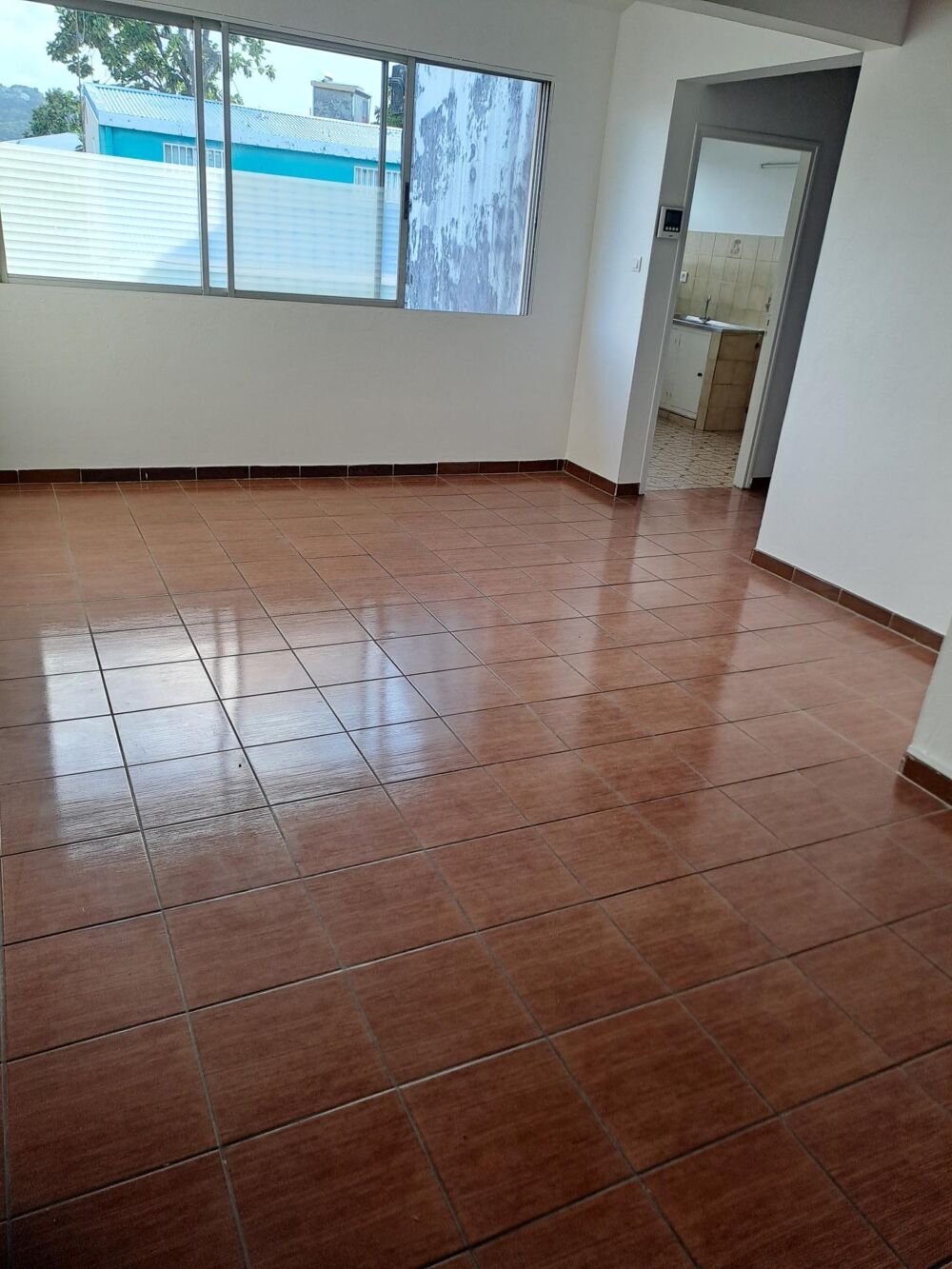 Grand appartement lumineux avec vue sur mer