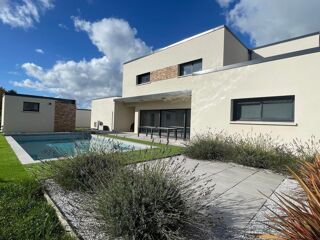  Maison � vendre 7 pi�ces 237 m�