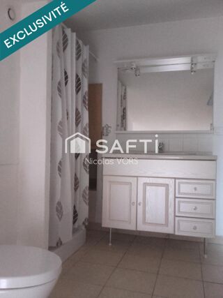  Immeuble à vendre 163 m²