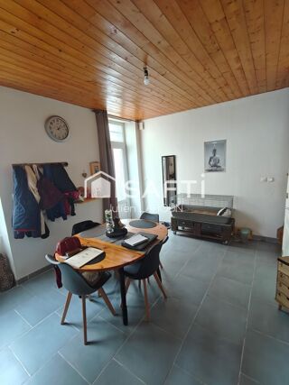  Immeuble � vendre 211 m�