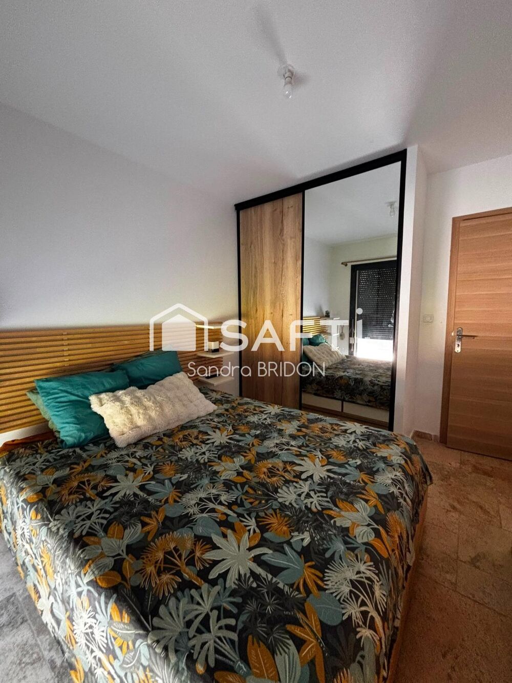 Vente Maison villa de plain récente pied avec joli jardin Forcalqueiret