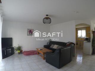 Vente Maison Pavillon plain pied 3 chambres grand garage Saint martin la pallu