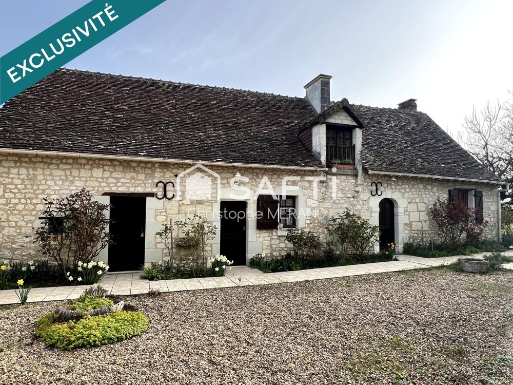 Fermette dans la campagne de la Celle-Saint-Avant