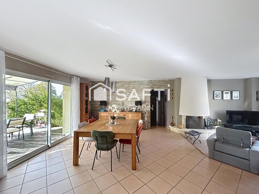 Vente Maison * NOUVEAUTÉ SAFTI Immobilier* - Maison de 5 chambres en parfait état ! avec une Magnifique parcelle de 1 715 m². Saint-julien-de-concelles