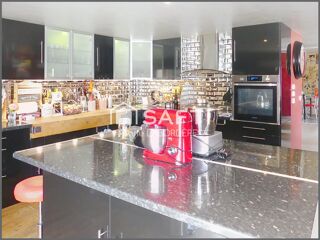  Maison  vendre 6 pices 180 m