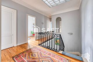  H�tel Particulier � vendre 7 pi�ces 203 m� Bordeaux