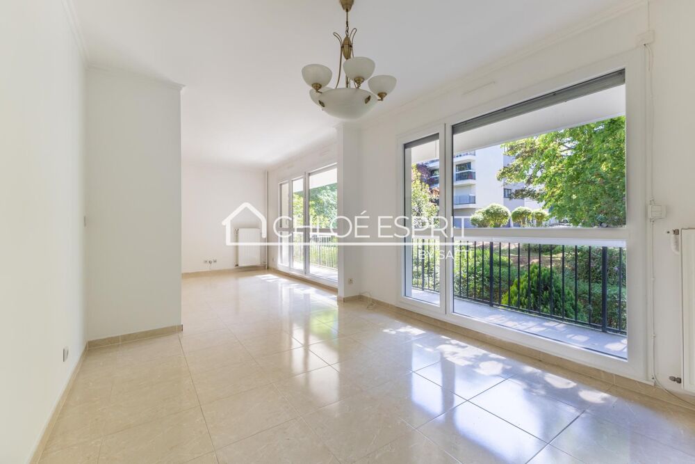 BEAU 4 PIÈCES AVEC BALCON + 2 PARKINGS