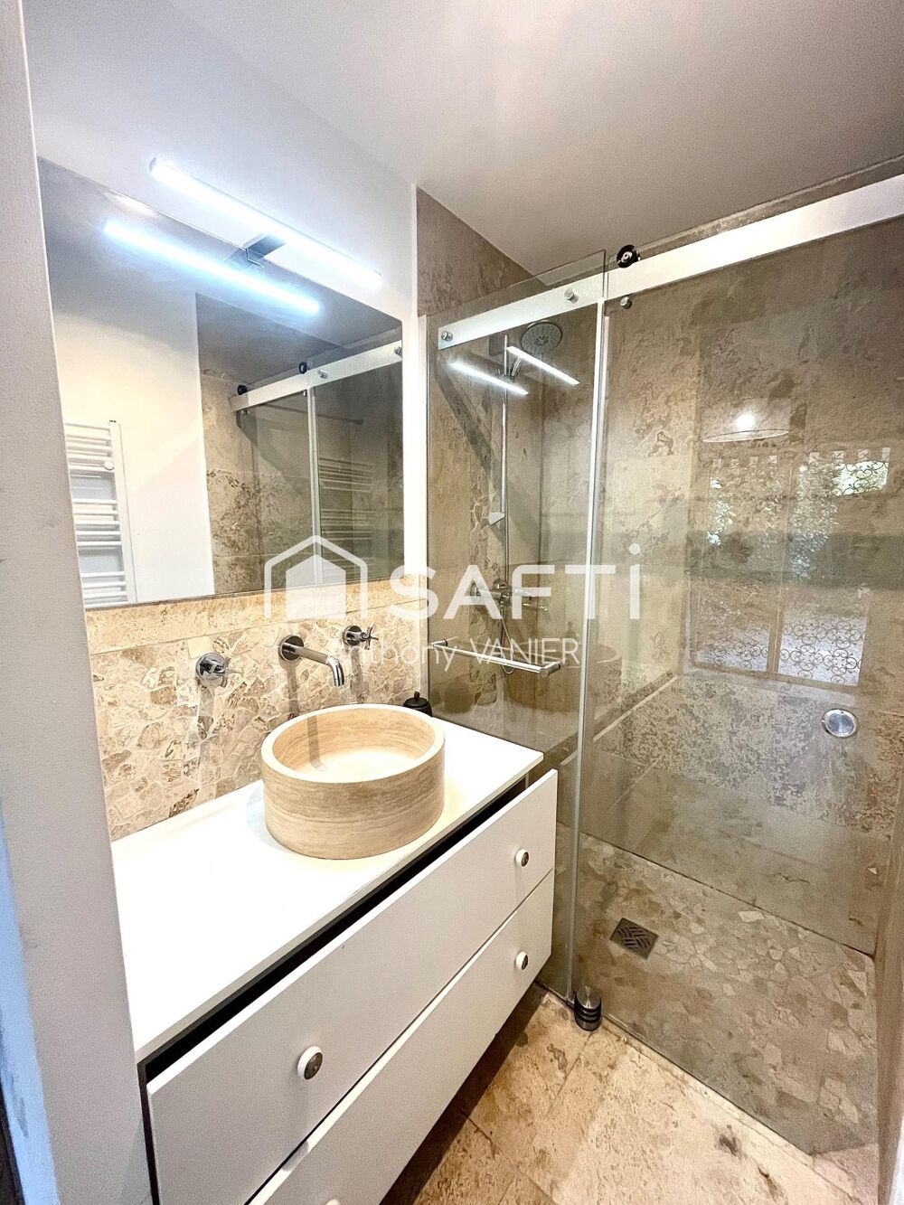 � vendre  Appartement Villeneuve-Loubet (06270)