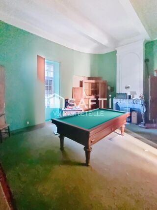  Propri�t�/ch�teau � vendre 15 + pi�ces 1200 m�