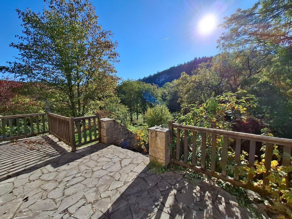 Vente Maison Superbe environnement , pour cette propriété au coeur de la vallée du Célé  ! Sauliac-sur-cele