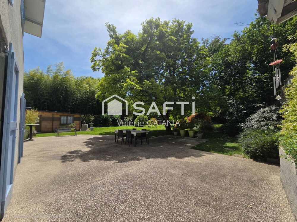 Vente Maison Tullins - Maison de caractère de 300m² habitables avec jardin arboré. Tullins