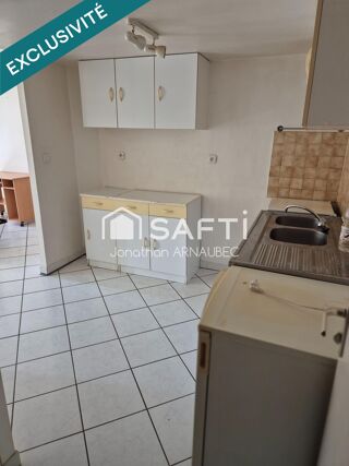  Appartement à vendre 15 + pièces 750 m²