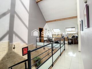  Maison � vendre 11 pi�ces 251 m�