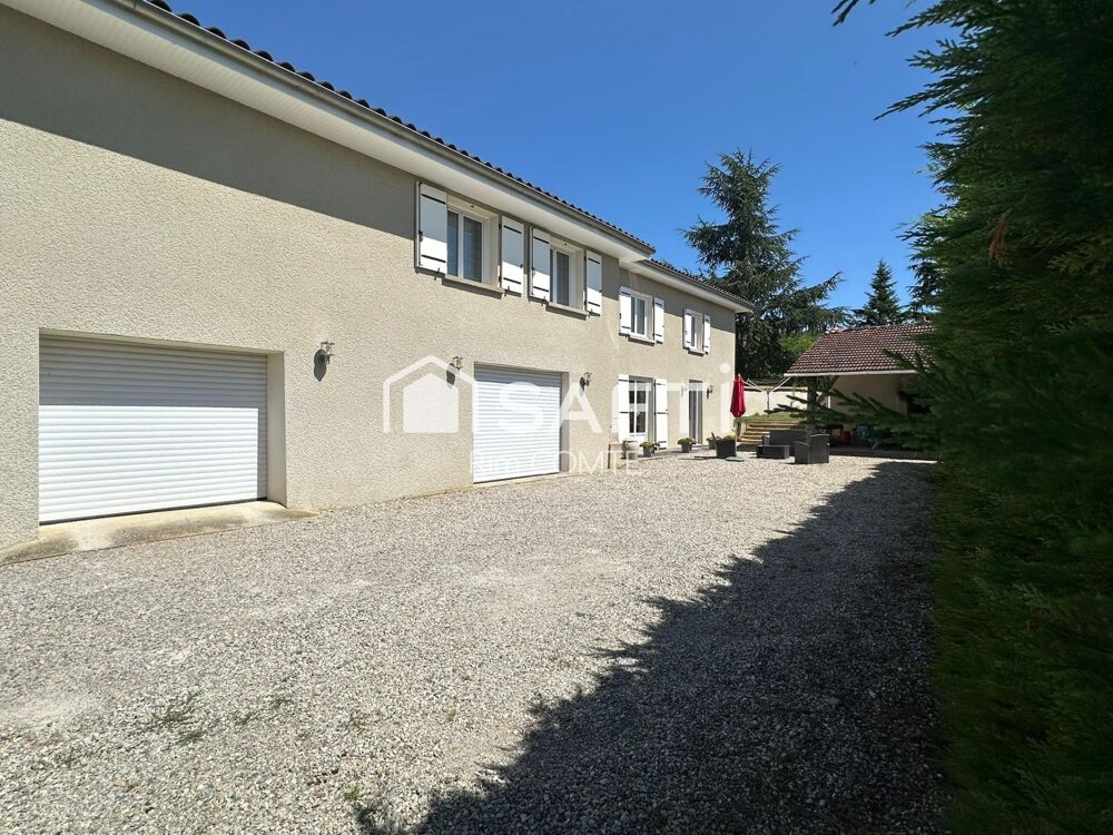 À vendre : Superbe corps de ferme rénové  Charme, volumes et confort au coeur de la nature!!