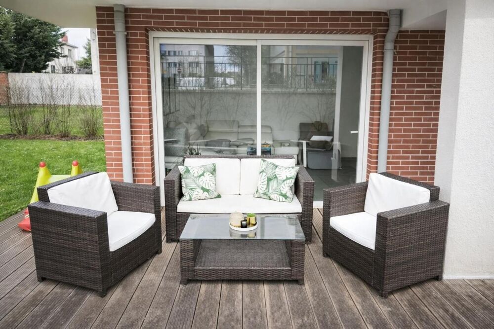 Vente Appartement NEUILLY SUR MARNE 93330 Appartement maison de 80M2, T4, 3 chambres, jardin de 150m2, une terrasse de 17m2. Neuilly-sur-marne