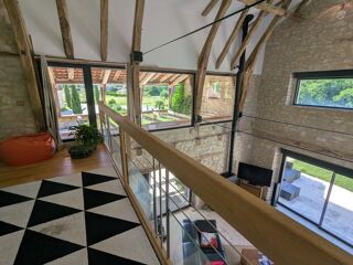  Maison à vendre 15 + pièces 390 m²