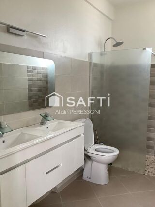  Immeuble à vendre 327 m²