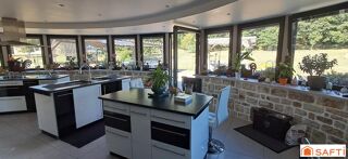  Maison à vendre 15 + pièces 790 m²