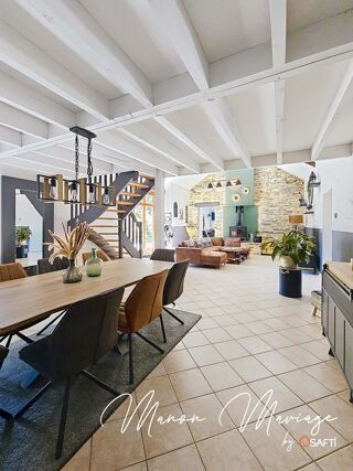  Maison � vendre 5 pi�ces 216 m�